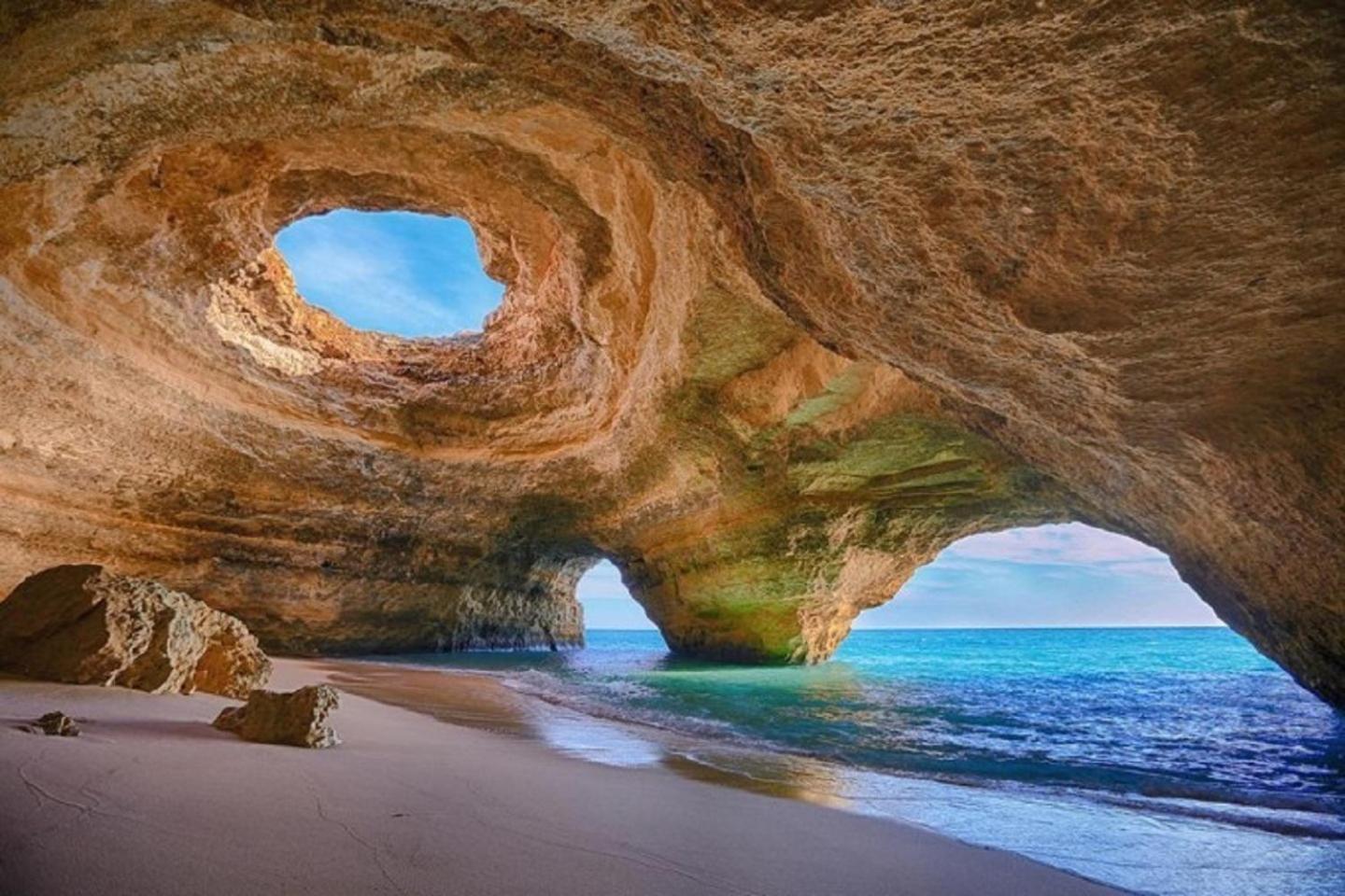 Vista Das Ondas Olhos De Agua Apartment Luaran gambar