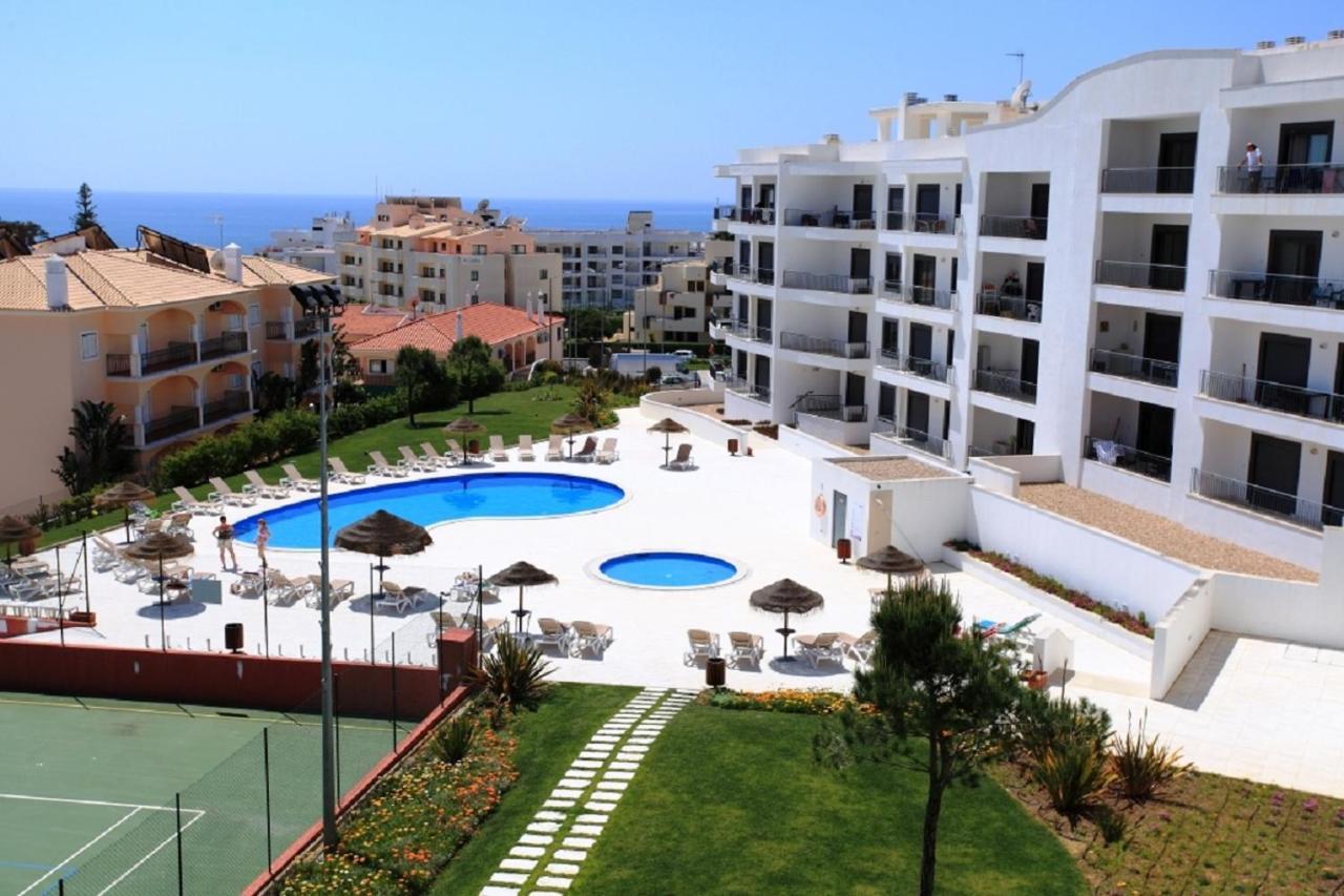 Vista Das Ondas Olhos De Agua Apartment Luaran gambar